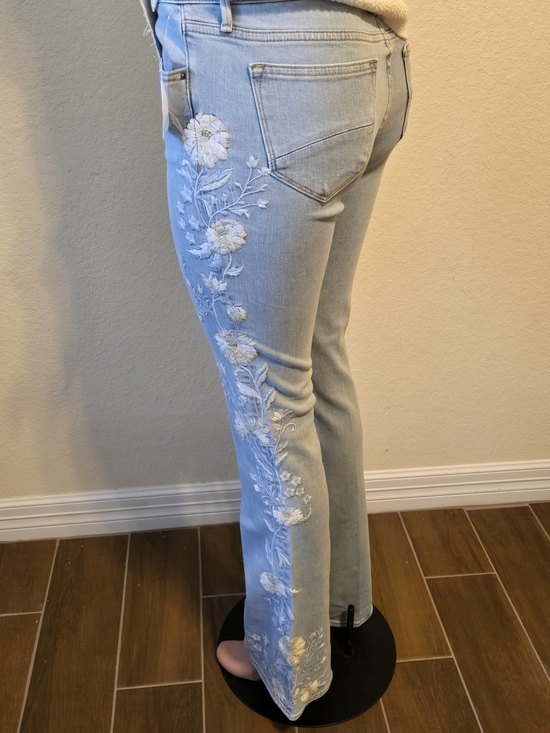 DRIFTWOOD Light Blue Floral Embroidered Women's Jeans - Picture 3 of 5